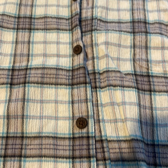 Patagonia Orgnaic Cotton Textured Button Down Shirt - Picture 6 of 8